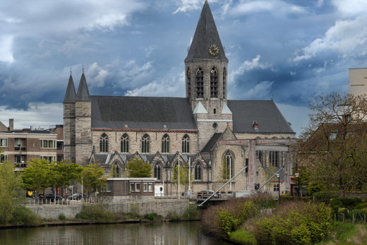 �1761211 �������(a): ����������:1920x1280